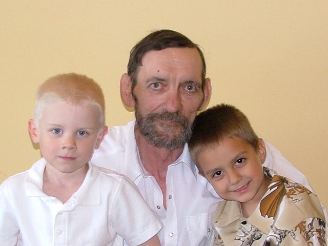 Click to see next photo