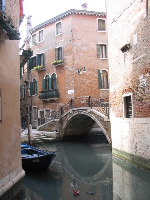 Click to see next photo