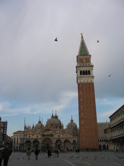 Click to see next photo