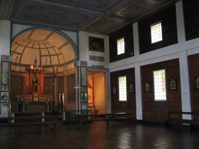 Click to see next photo