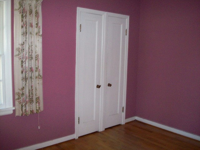 Click to see next photo
