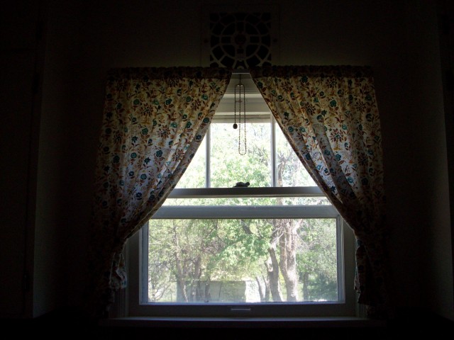 Click to see next photo